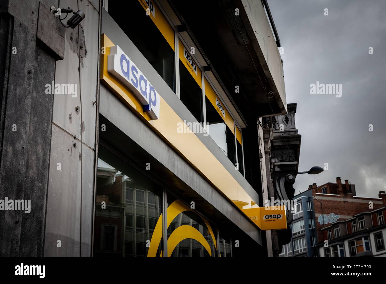 Foto di un cartello con il logo del gruppo ASAP scattato davanti al loro ufficio di Liegi. Il gruppo ASAP, con sede in Belgio, è un'impresa di gestione temporanea Foto Stock