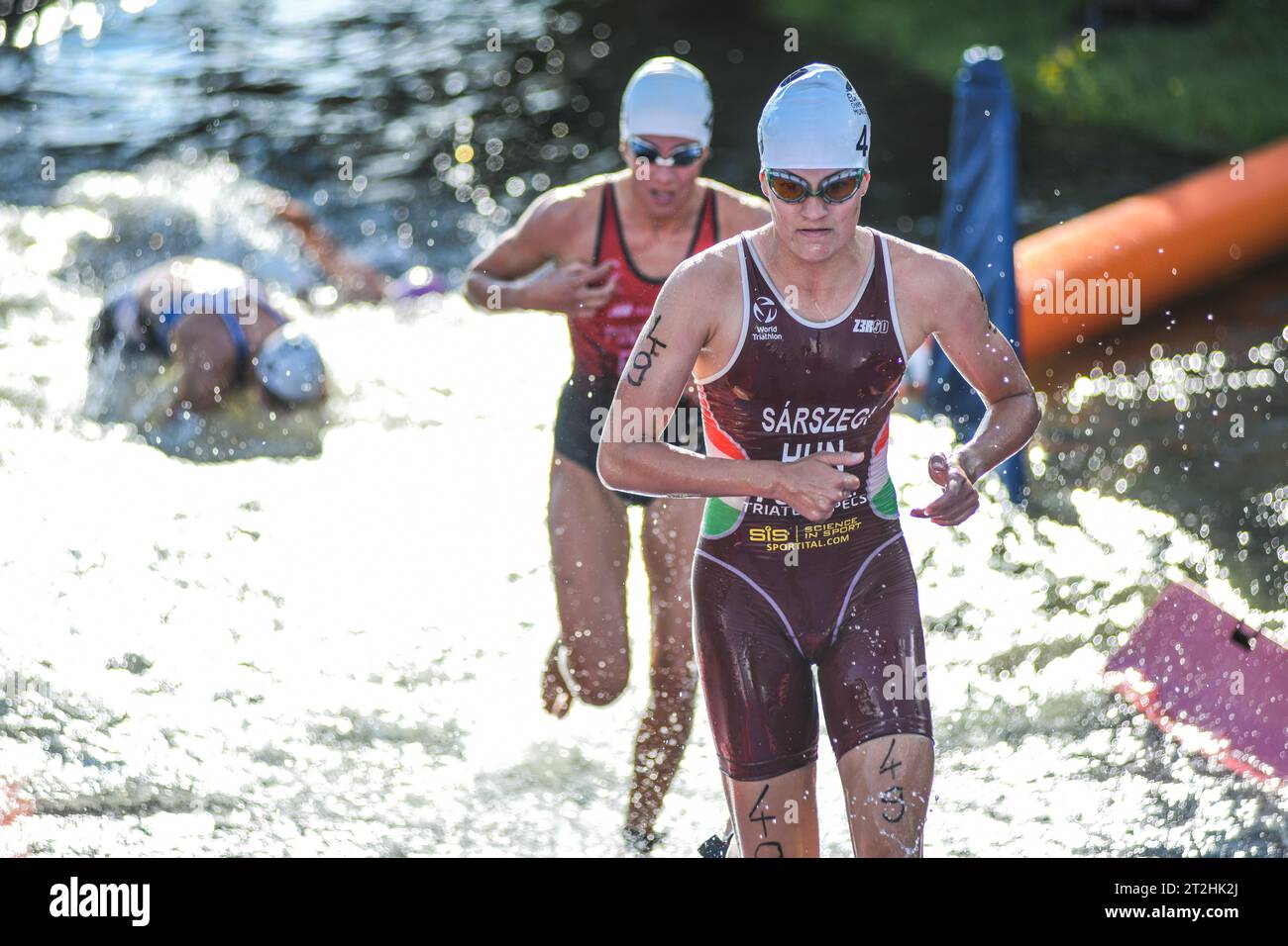 Noemi Sarszegi (Ungheria). Donne di triathlon. Campionati europei di Monaco 2022 Foto Stock