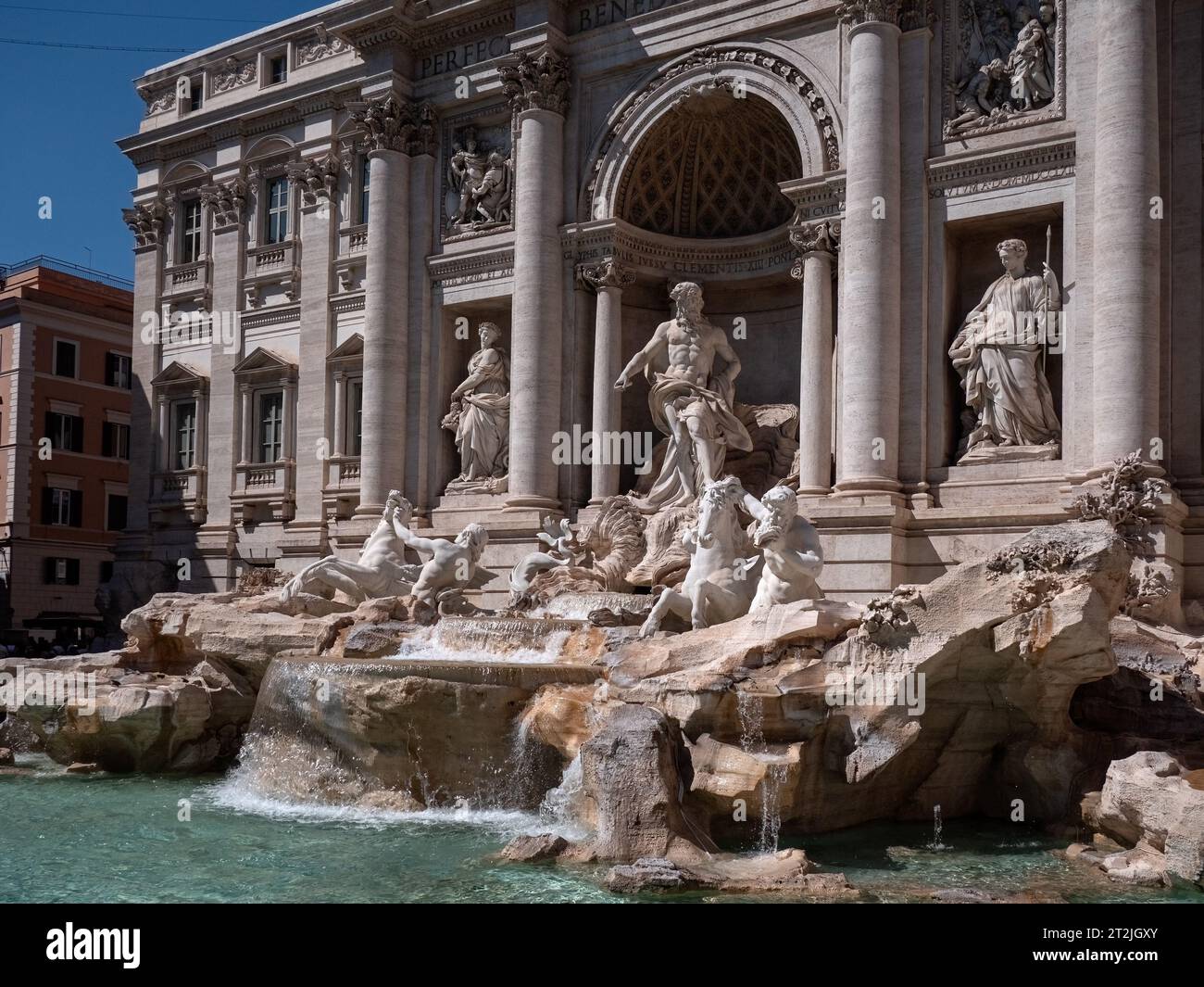 ROMA, ITALIA - 7 SETTEMBRE 2023: Vista della Fontana di Trevi Foto Stock