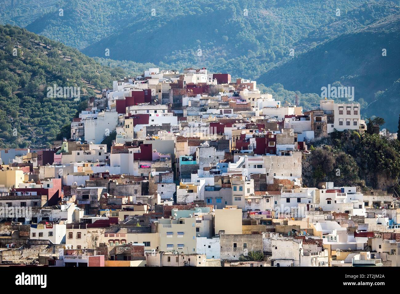 Città collinare marocchina Foto Stock
