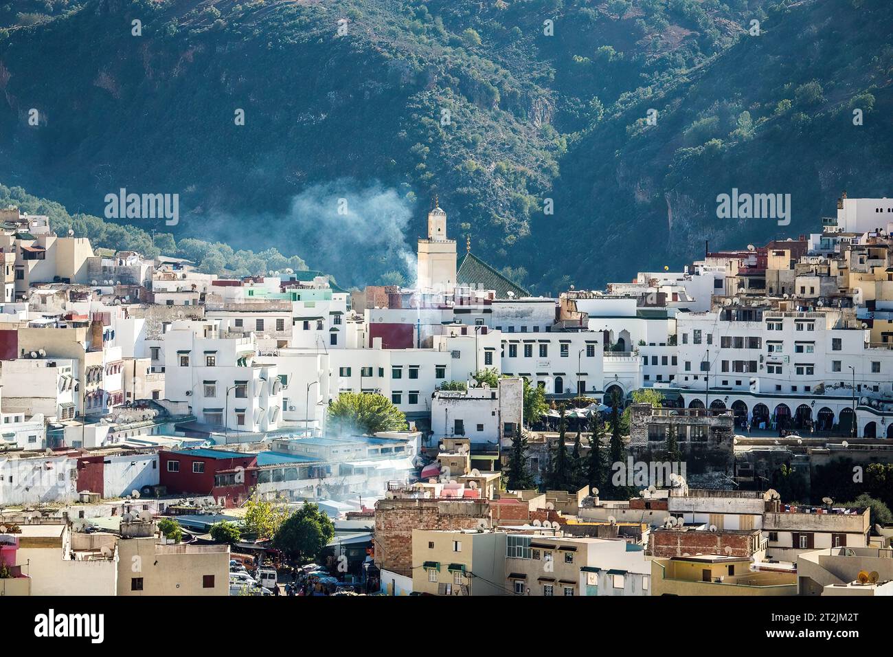 Città collinare marocchina Foto Stock