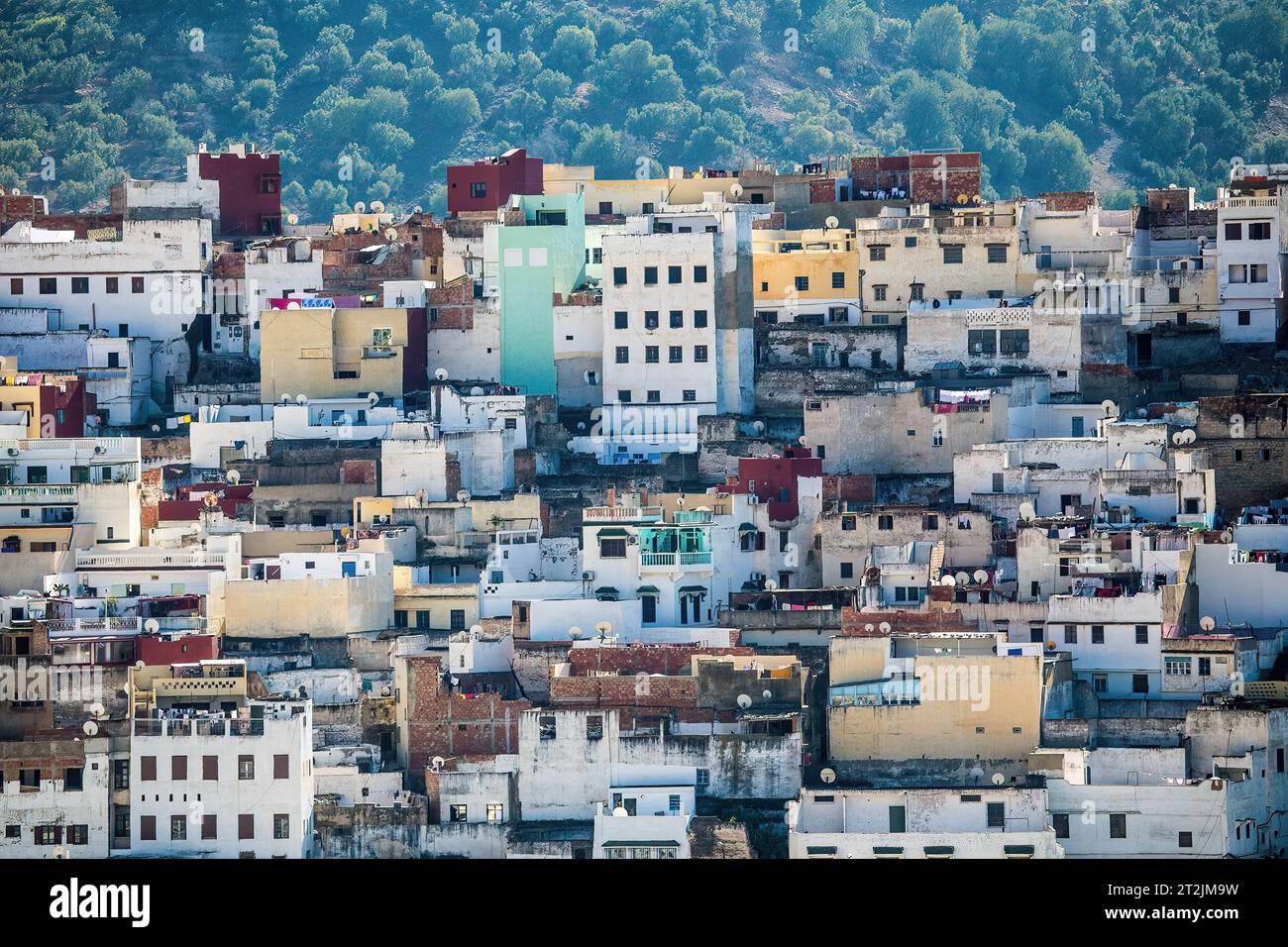 Città collinare marocchina Foto Stock
