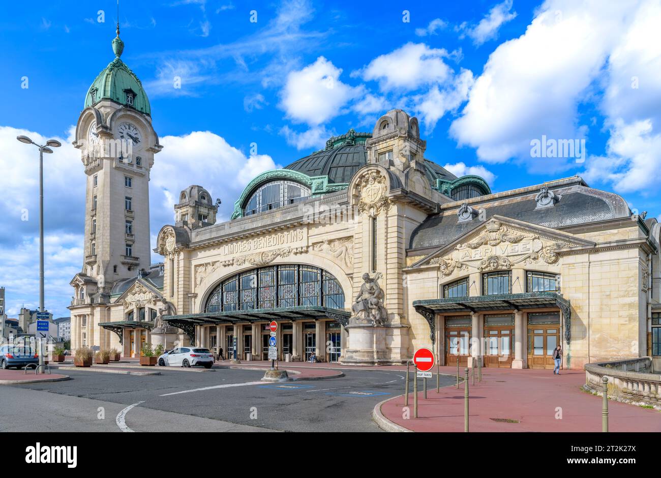 Stazione Limoges Bénédictins sulla linea tra Orléans e Montauban. Dall'architetto Roger Gonthier che combina art nouveau, art deco e neoclassicismo. Foto Stock