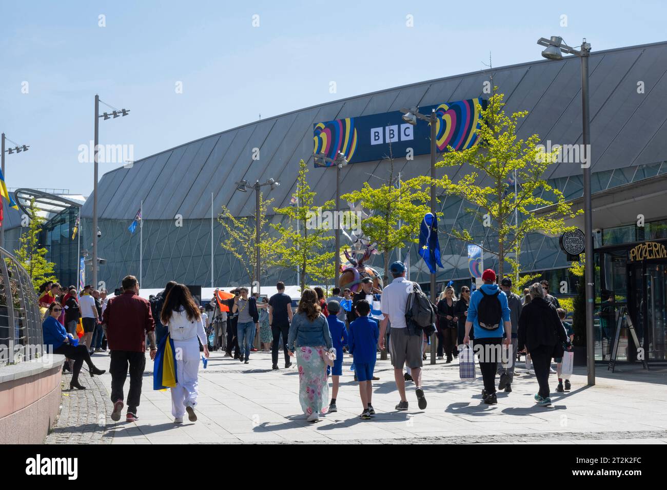Visitatori dell'Eurovision Song Contest, Liverpool, maggio 2023 Foto Stock