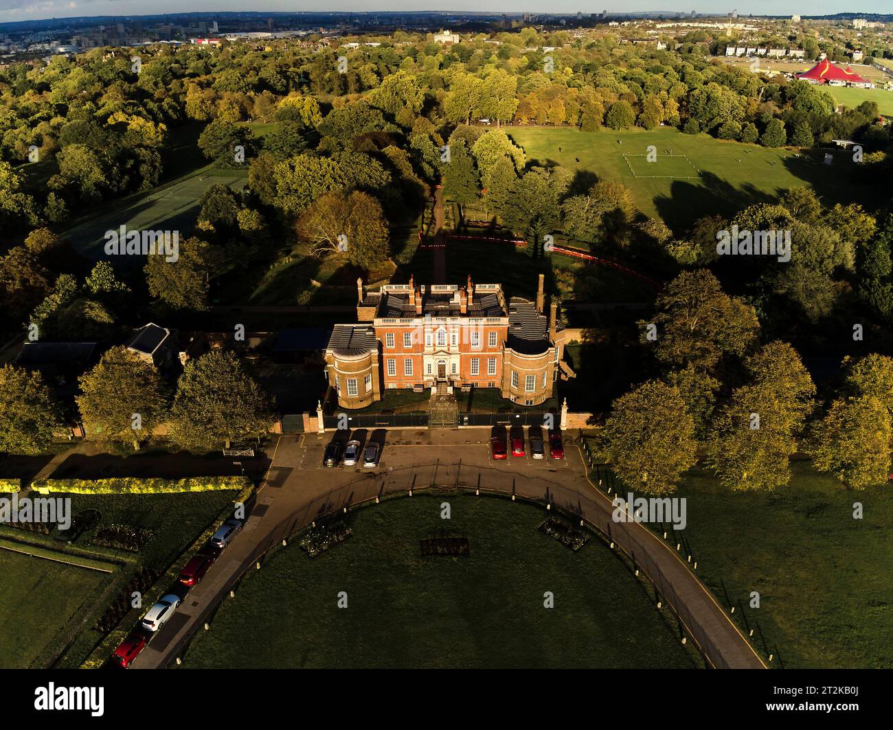 Vista aerea della casa dei Ranger da Blackheath Common, Greenwich, Inghilterra Foto Stock