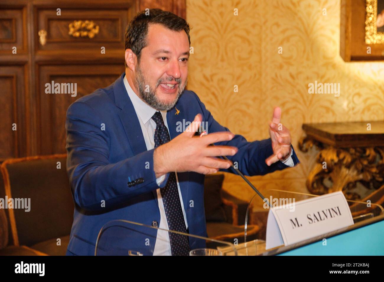 Matteo Salvini al convegno iWeek "Nucleare si può fare?" Tenutosi a Roma 11 ottobre 2023 presso Palazzo Altieri in Piazza del Gesù Foto Stock