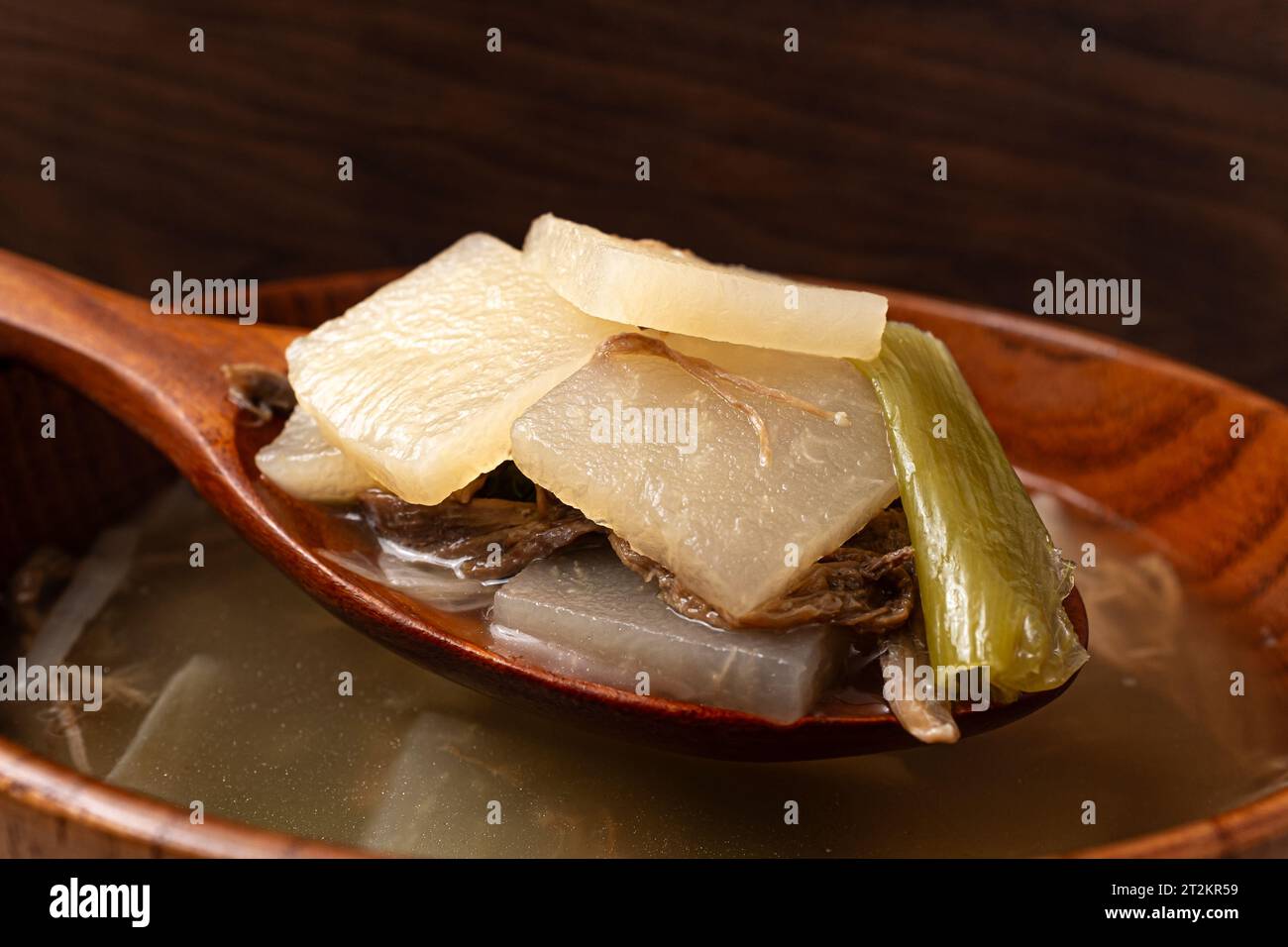 Zuppa di ravanelli con zuppa di ravanelli di manzo Foto Stock