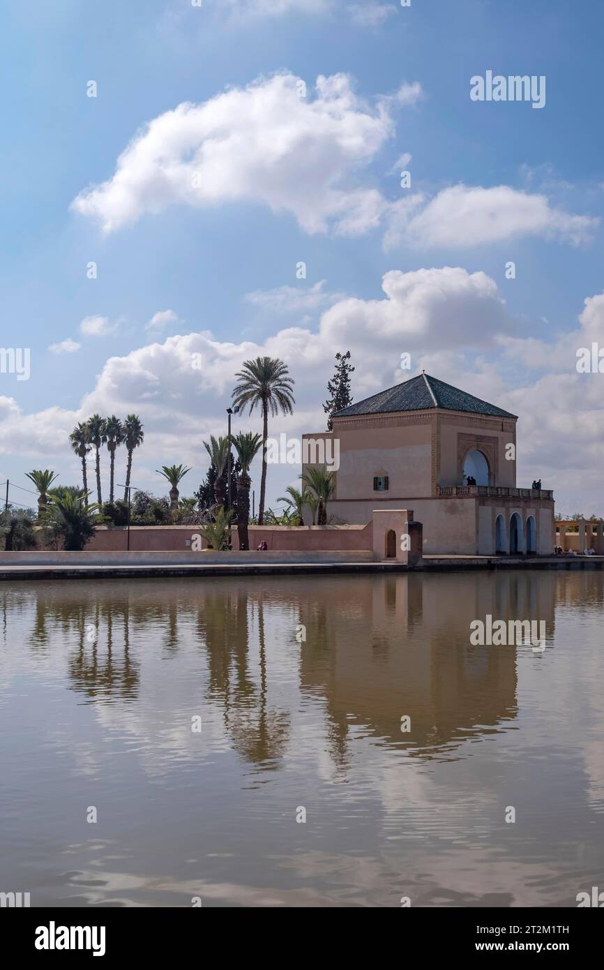 Palazzo Saadiano nei Giardini Menara, Marrakech, Marocco Foto Stock