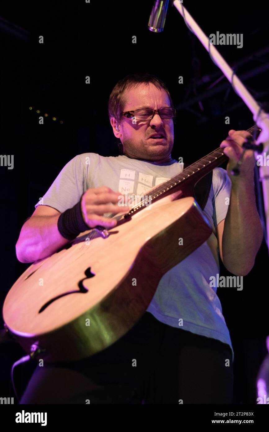 Londra, Regno Unito. 19 ottobre 2023. I Wheatus si esibiscono dal vivo al Garage. Cristina Massei/Alamy Live News Foto Stock