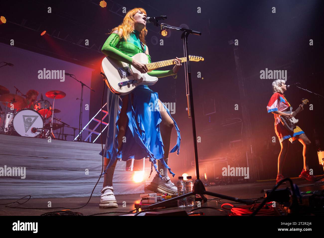 BARCELLONA, ESPAÑA – OTTUBRE 6. Ginebras en concierto en la sala Razzmatazz el 6 de octubre de 2023 Foto Stock