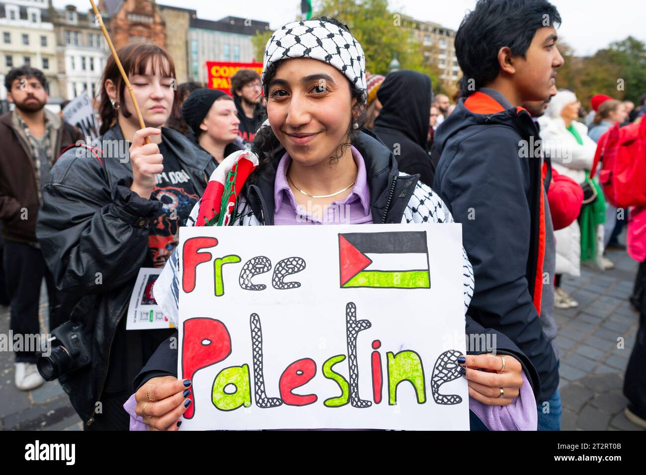 Edimburgo, Scozia, Regno Unito. 21 ottobre 2023. Raduno pro-Palestina a Edimburgo e in altre città del Regno Unito per protestare contro l'attuale situazione in Israele e Gaza. Iain Masterton/Alamy Live News Foto Stock