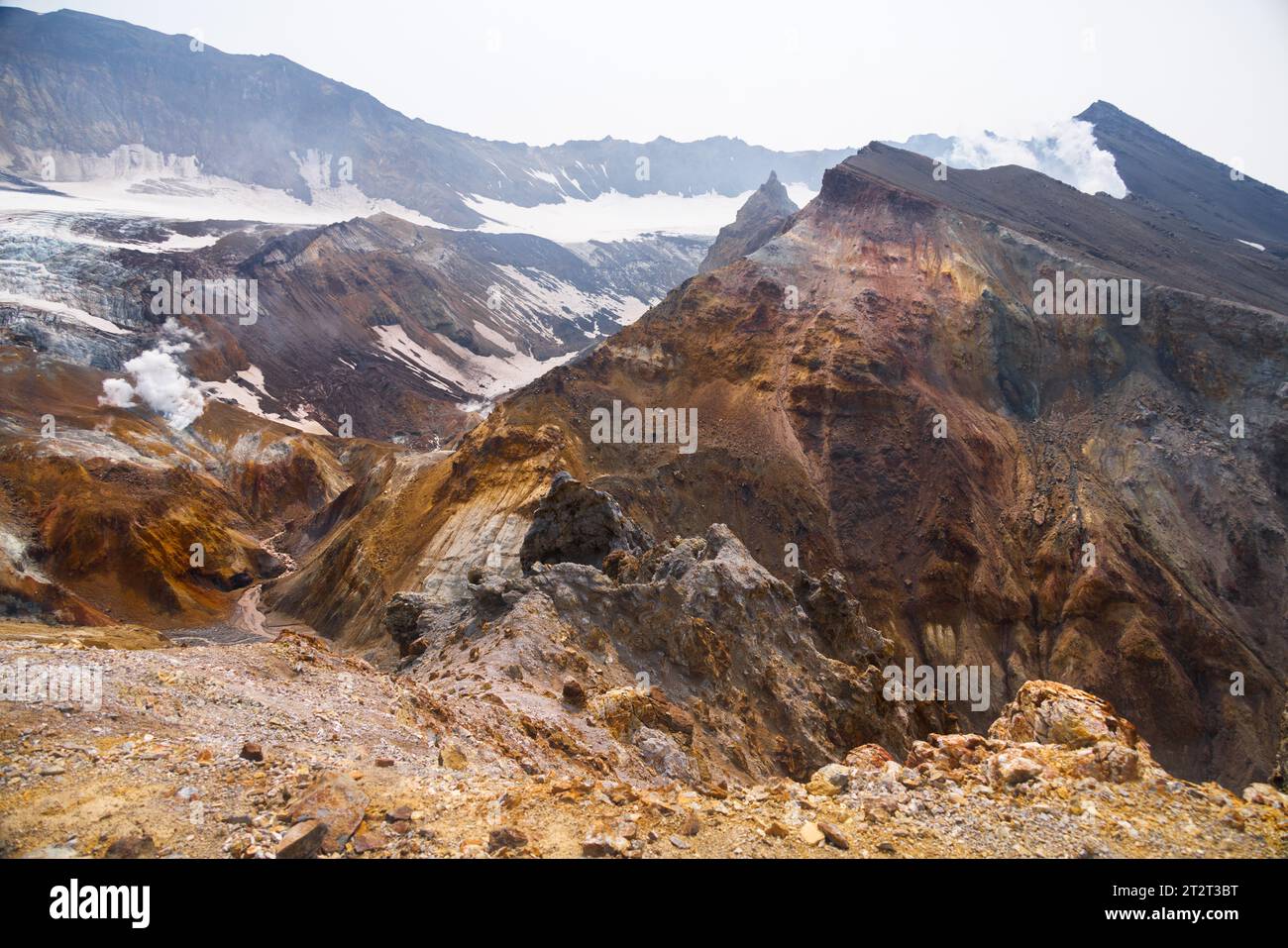 Fumarole, geyser, energia verde Kamchatka vulcano Mutnovsky Foto Stock