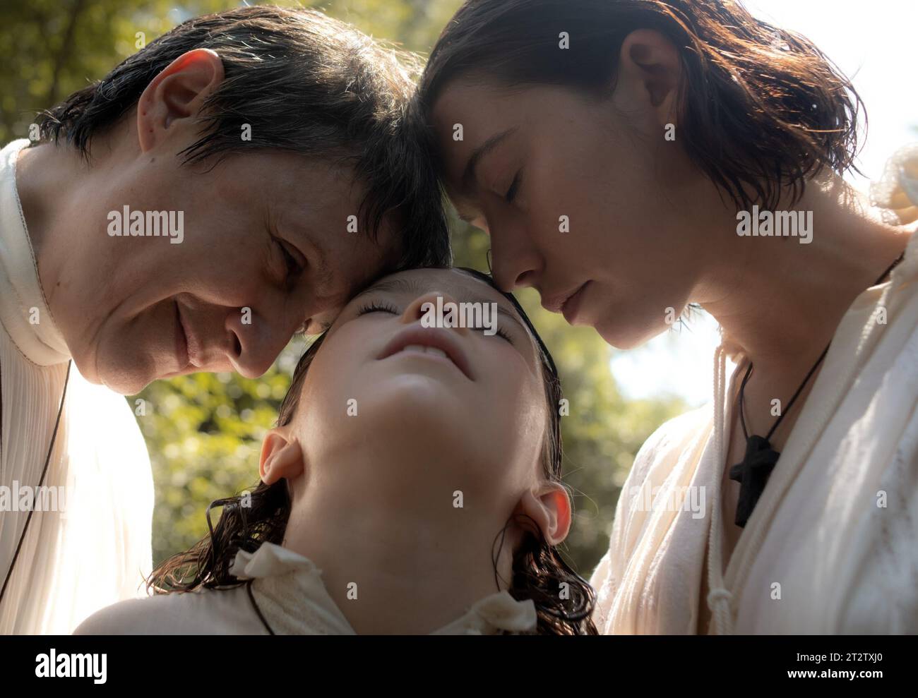 BLANCA PORTILLO e GRETA FERNANDEZ in TERESA (2023), diretto da PAULA ORTIZ. Crediti: Aragon TV Bluebird Films Inicia Films Institut Català de les Empreses Culturals (ICEC) Instituto de la Cinematografía y de las Artes Audiovisuales (ICAA) / album Foto Stock