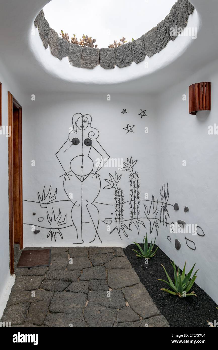 Incredibili opere d'arte astratte trovate sull'isola vulcanica di Lanzarote. Foto Stock