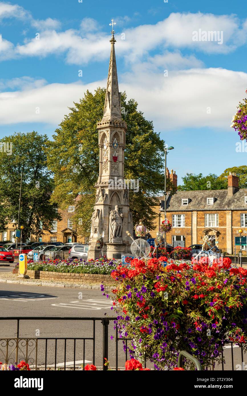 Banbury Cross, Banbury, Oxfordshire, Inghilterra Foto Stock