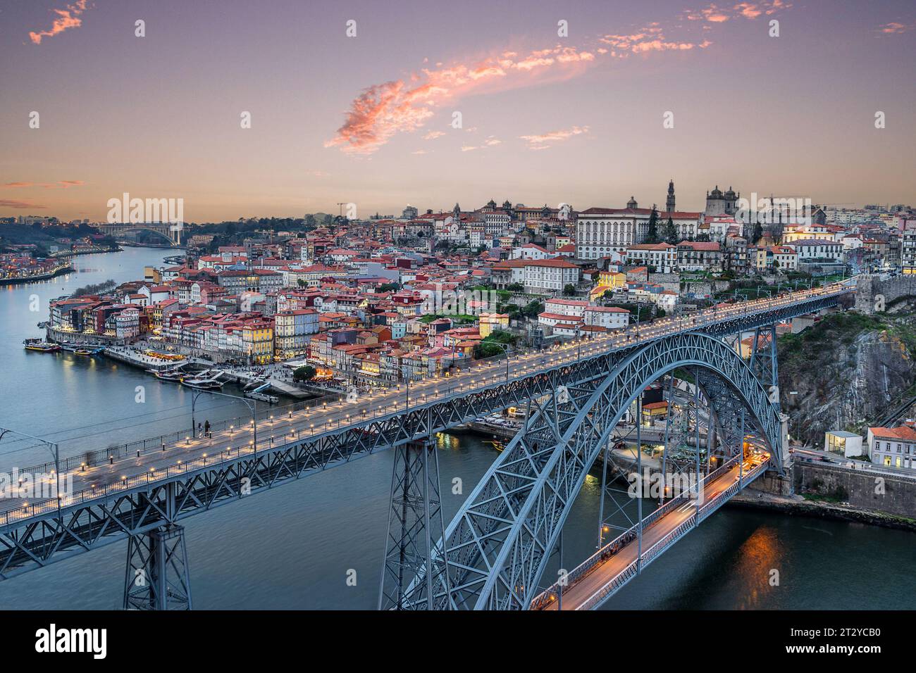 Ponte Dom Luis a Porto Portogallo Foto Stock
