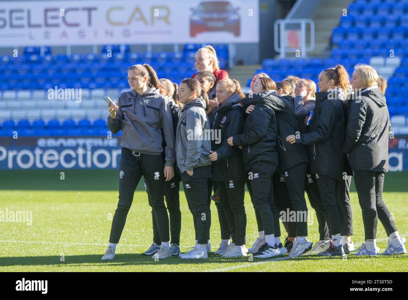 Reading, Regno Unito. 22 ottobre 2023. Reading, Inghilterra, 22 ottobre 2023: Giocatori dello Sheffield United davanti alla partita del Barclays Womens Championship tra Reading e Sheffield United allo stadio Select Car leasing di Reading. (Tom Phillips/SPP) credito: SPP Sport Press Photo. /Alamy Live News Foto Stock