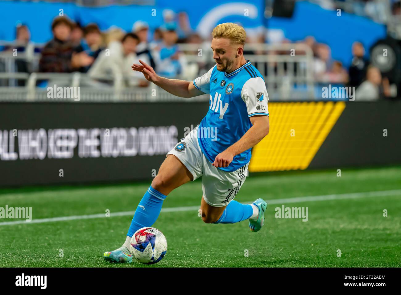 Charlotte, North Carolina, USA. 21 ottobre 2023. Il centrocampista del Charlotte FC KAMIL JOZWIAK (POL) gioca contro l'Inter Miami al Bank of America Stadium di Charlotte, North Carolina, USA. Charlotte FC vince la partita, 1-0. (Immagine di credito: © Walter G Arce Sr Grindstone medi/ASP) SOLO USO EDITORIALE! Non per USO commerciale! Foto Stock