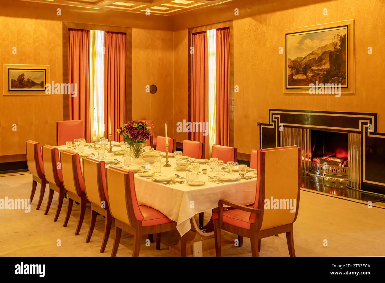Sala da pranzo, Eltham Palace, Eltham, Greater London, Inghilterra Foto Stock