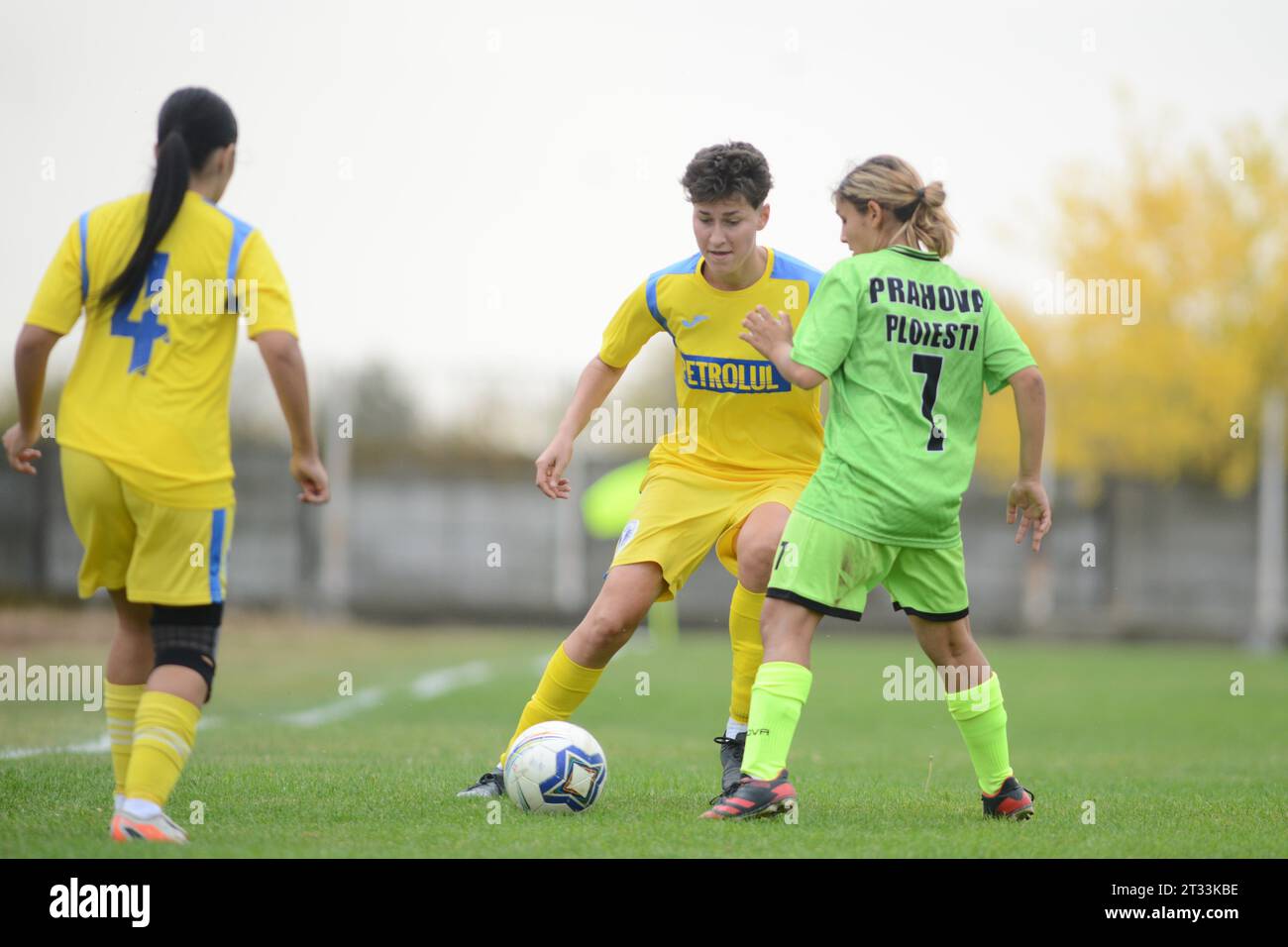 Calcio femminile: Romania terza partita di campionato tra Prahova CSU Ploiesti vs FC Petrolul Ploiesti , Stadion Metalul Filipestii de Padure , 22.10.2023 Foto Stock