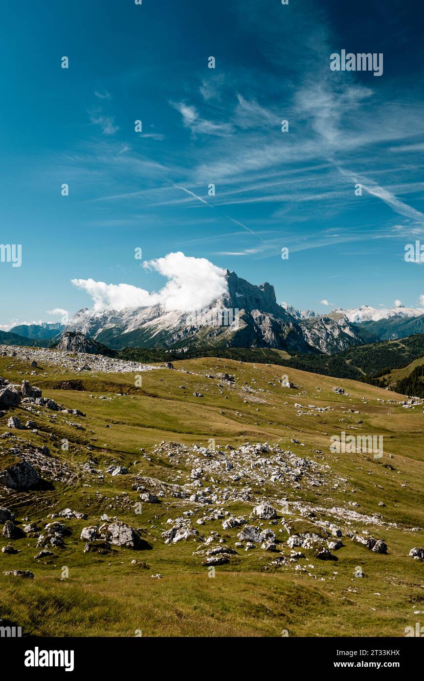 Vista del monte Civetta da Mondeval, Italia Foto Stock