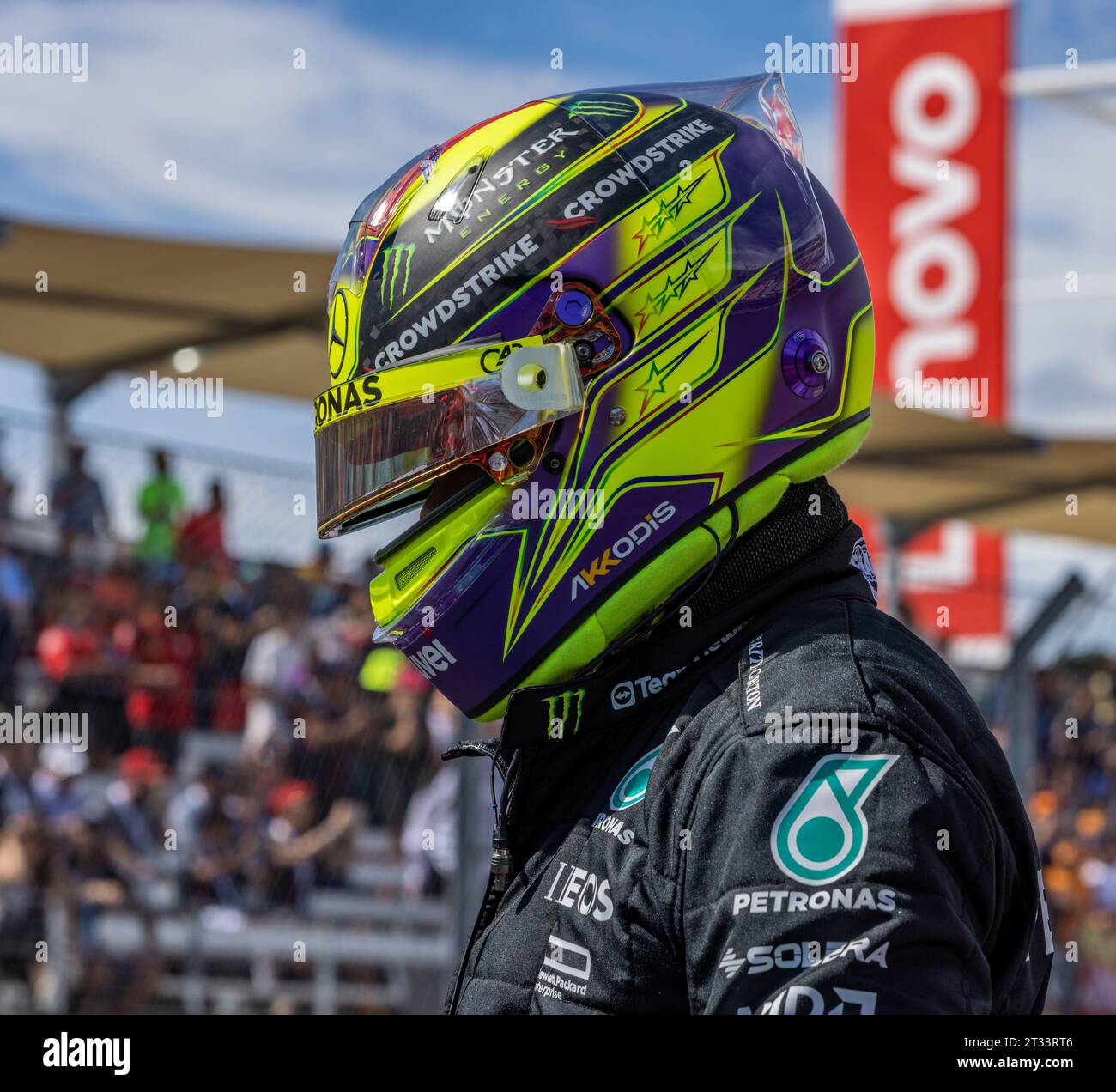Austin, Texas - 22 ottobre 2023: Lewis Hamilton, pilota della Mercedes AMG Petronas n. 44, gareggia nel Gran Premio degli Stati Uniti di Lenovo sul circuito delle Americhe. Crediti: Nick Paruch / Alamy Live News Foto Stock