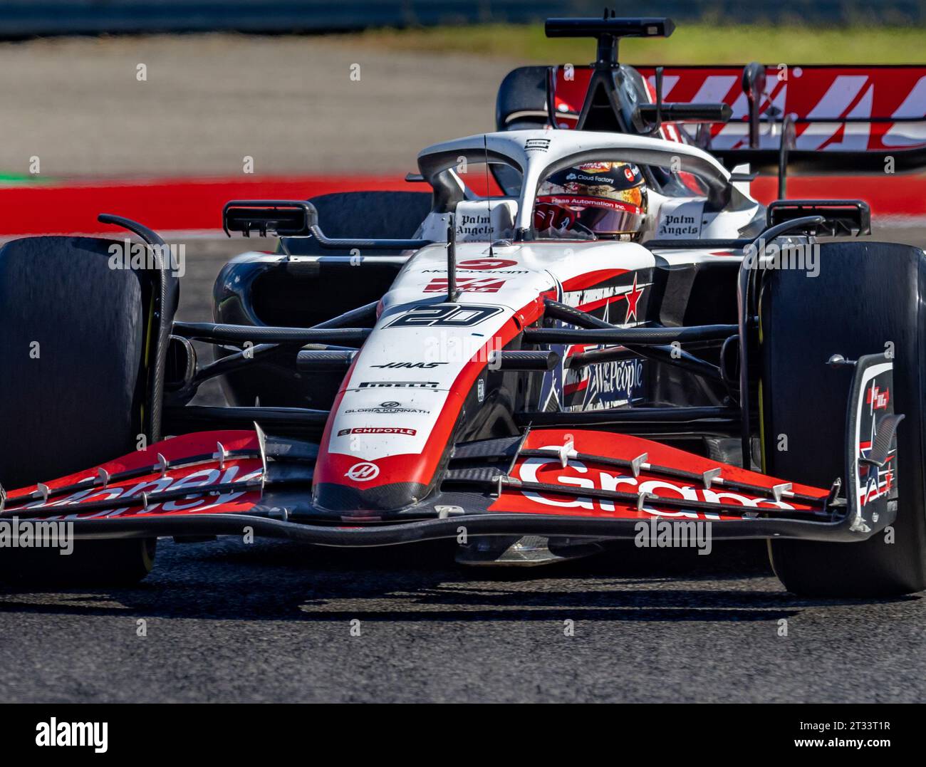Austin, Texas - 22 ottobre 2023: Kevin Magnussen pilota della vettura n. 20 MoneyGram Haas F1, in gara nel Gran Premio degli Stati Uniti di Lenovo sul circuito delle Americhe. Crediti: Nick Paruch / Alamy Live News Foto Stock