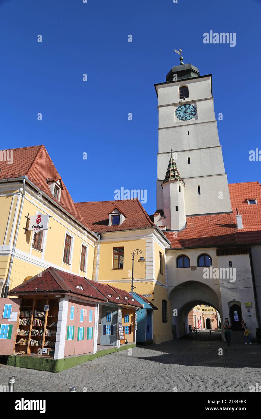 Turnul Sfatului (Torre del Consiglio), Piața Mică (Piazza piccola), Sibiu, Contea di Sibiu, Transilvania, Romania, Europa Foto Stock
