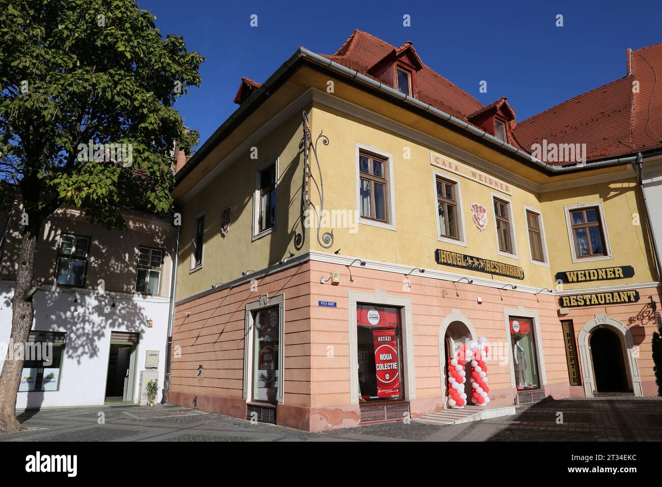 Casa Weidner hotel e ristorante, Piața Mare (grande piazza), Sibiu, Contea di Sibiu, Transilvania, Romania, Europa Foto Stock