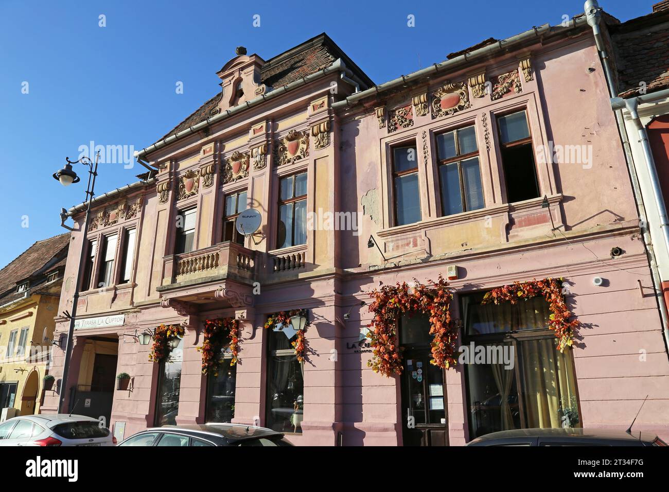 Ristorante la Cuptor, strada 9 mai, Sibiu, Contea di Sibiu, Transilvania, Romania, Europa Foto Stock