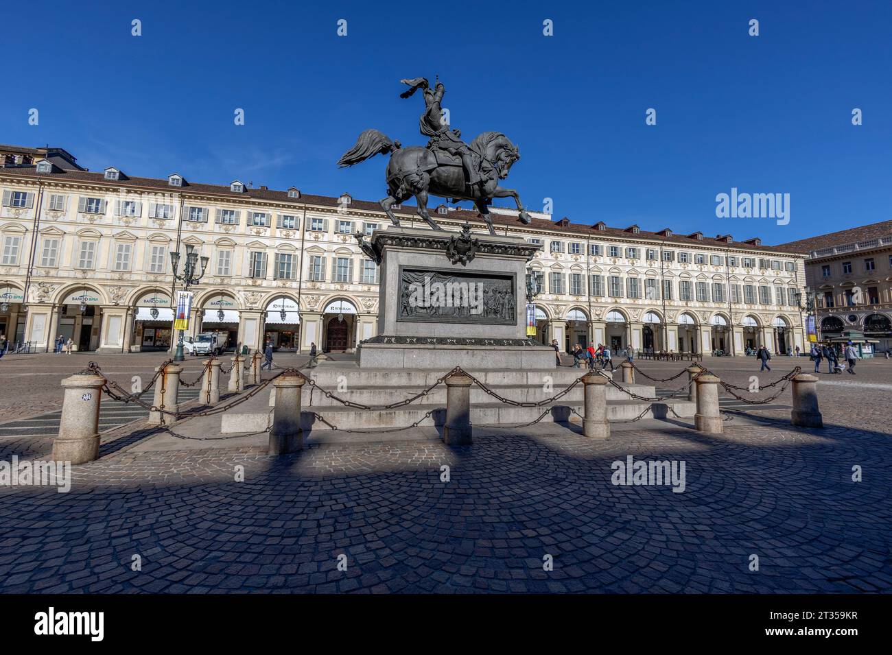 TORINO (TORINO), 25 MARZO 2023 - il monumento di Emanuele Filiberto di Savoia in piazza San Carlo a Torino, Italia Foto Stock