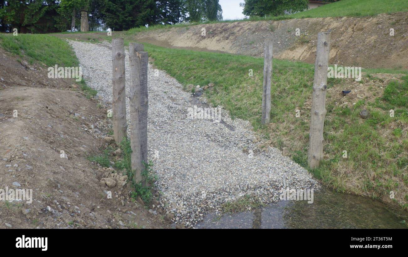 Costruzione di laghetti per la progettazione di giardini acquatici stagno e paesaggio naturale credito: Imago/Alamy Live News Foto Stock