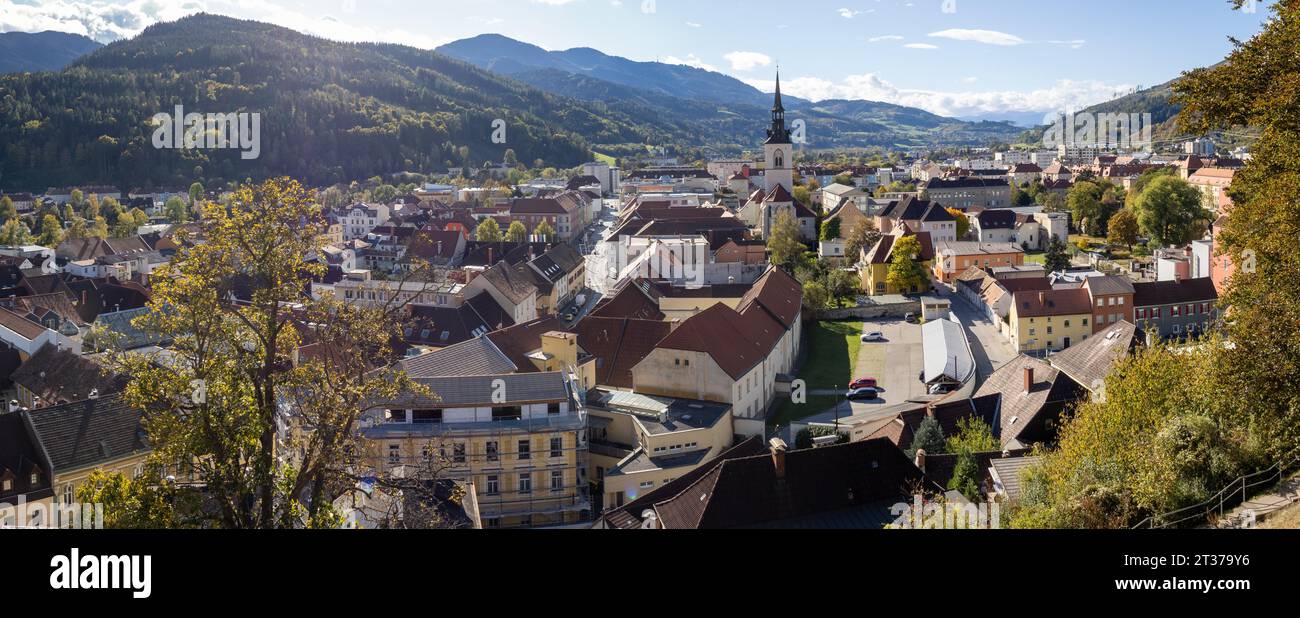 Chiesa Parrocchiale della Natività della Vergine Maria, Bruck an der Mur, vista panoramica, Stiria, AustriaC Foto Stock