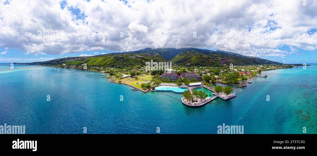 Panorama, vista aerea, costa nordoccidentale, te Moana Tahiti Resort, Tahiti-Nui, Isole della società, Isole Leeward, Polinesia francese Foto Stock