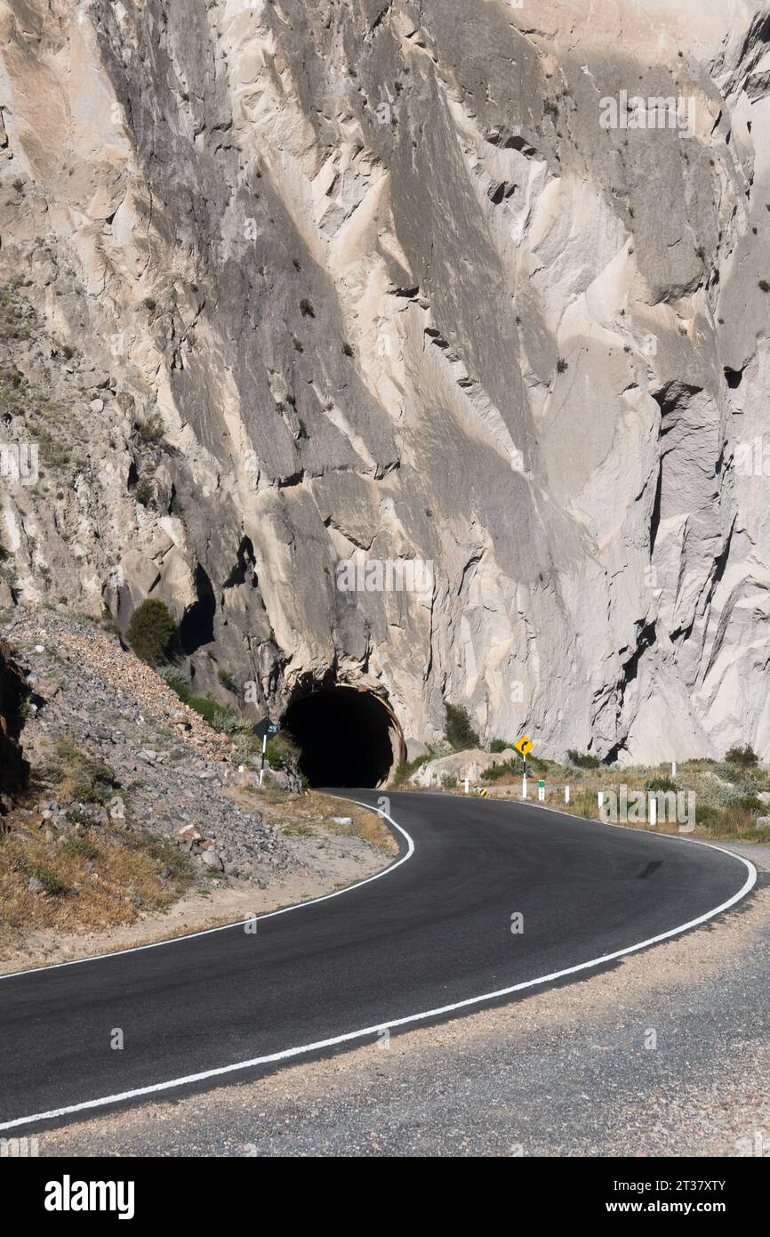 Tunel Maca, vicino a Cabanaconde, Arequipa, Perù.passaggio, Foto Stock