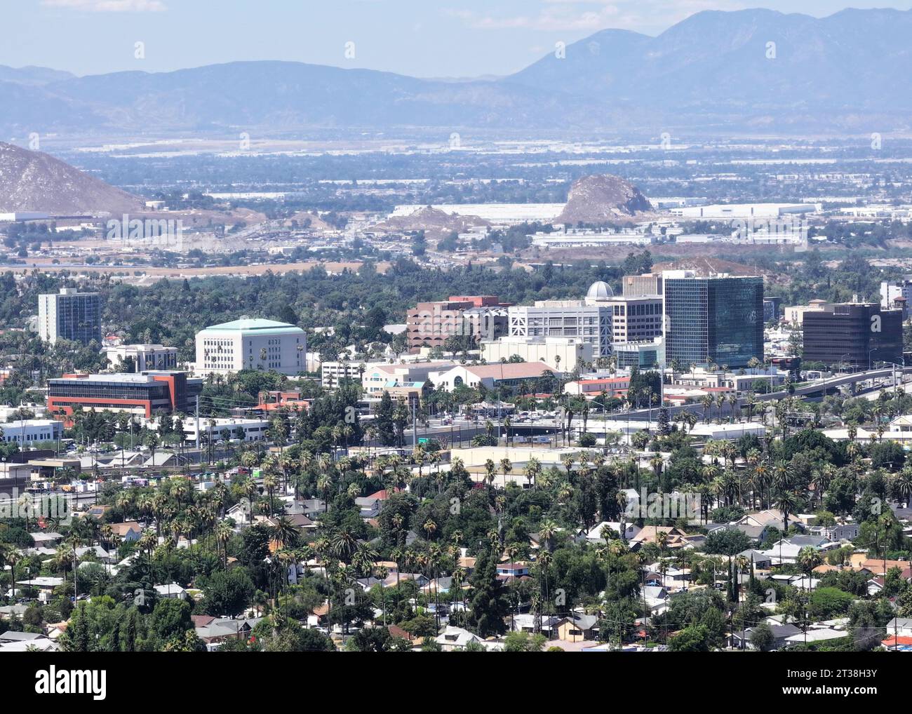 Vista aerea generale del centro di Riverside venerdì 18 agosto 2023 a Riverside, CA. (Dylan Stewart/immagine dello sport) Foto Stock