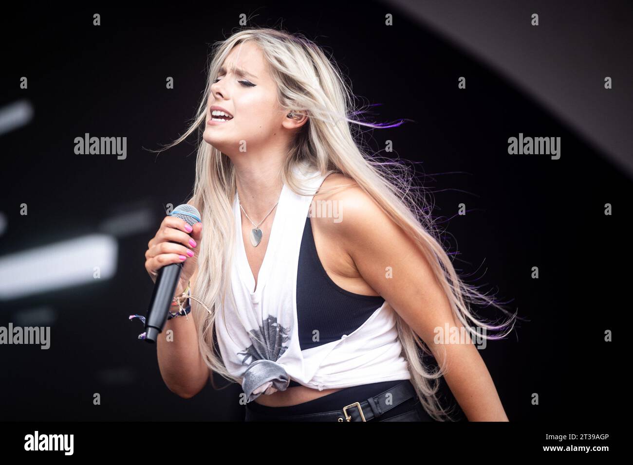 Londra, Regno Unito - 1 luglio 2023: Chloe Adams si esibisce all'American Express British Summertime a Hyde Park, Londra. Foto Stock