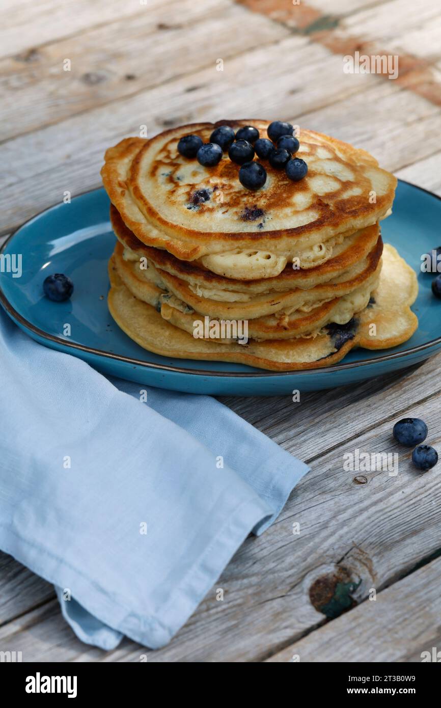 Blaubeer-Pancakes, Pancake, Pancakes, Pfannkuchen, Blaubeeren-Pfannkuchen, Pfannekuchen, Blaubeere, Heidelbeere, Blaubeeren, Heidelbeeren, Blau-Beere, Foto Stock