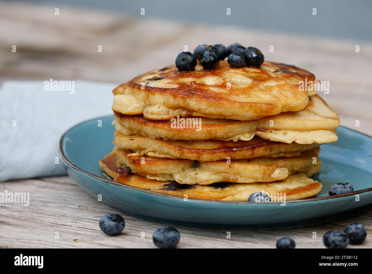 Blaubeer-Pancakes, Pancake, Pancakes, Pfannkuchen, Blaubeeren-Pfannkuchen, Pfannekuchen, Blaubeere, Heidelbeere, Blaubeeren, Heidelbeeren, Blau-Beere, Foto Stock