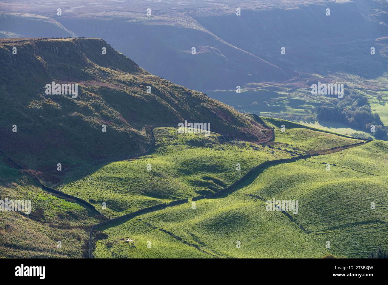 Le pendici di Combs Edge vicino a Chapel-en-le-Frith nel Peak District, Derbyshire, Inghilterra. Foto Stock