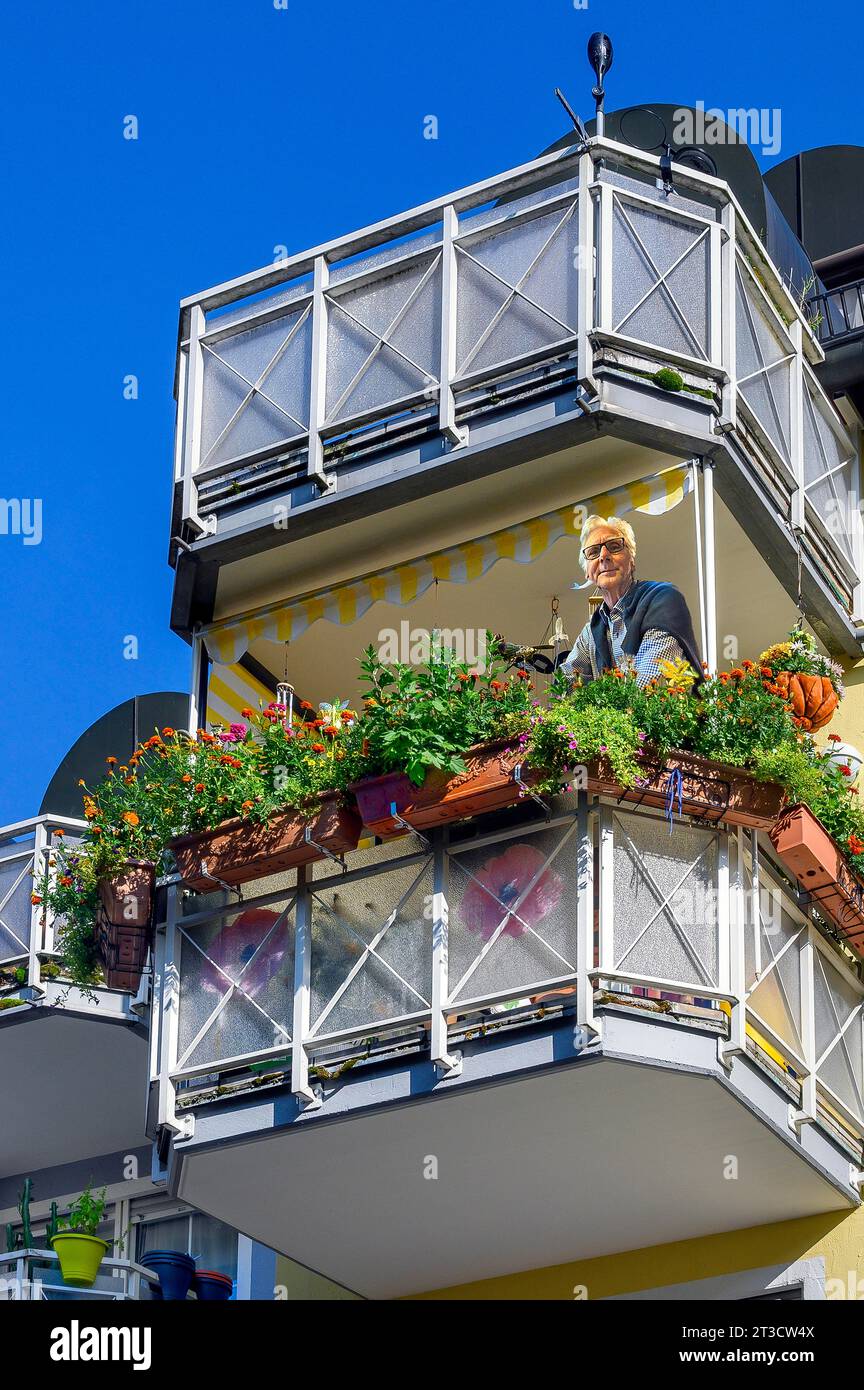 Balcone verde, Kempten, Allgaeu, Baviera, Germania Foto Stock
