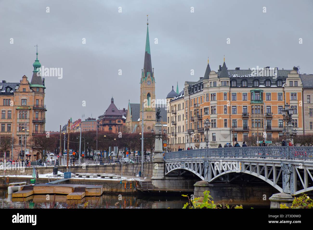 Vestiti appesi sul balcone in Italia Foto Stock