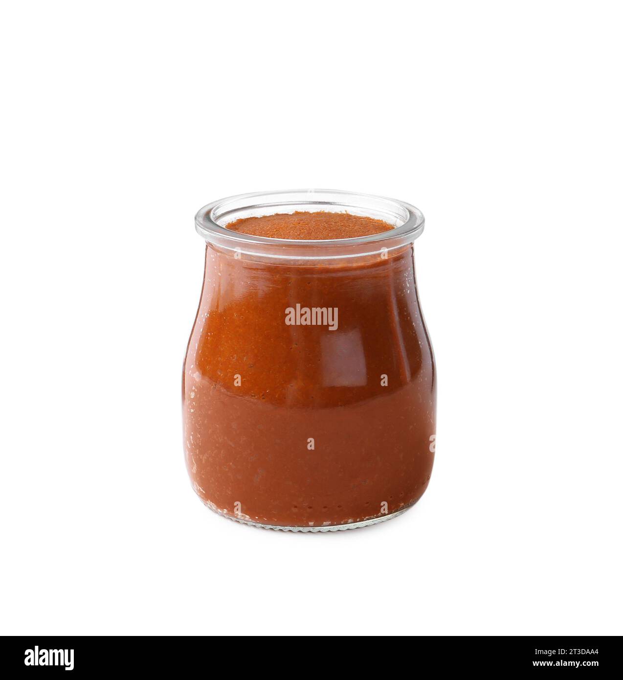 Pasta di curry rossa in vaso di vetro isolato su bianco Foto Stock