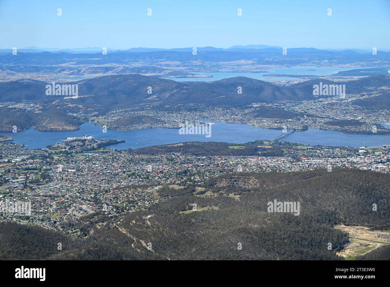 Vista sulla città di Hobart, dalla cima del Monte Wellington in Tasmania, Australia Foto Stock