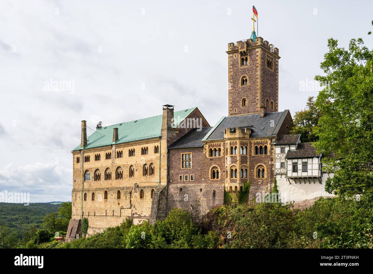 Die beeindruckende Wartburg ein geschichträchtiger Ort hier übersetzte Martin Lutter die Bibel in Die deutsche Sprache *** l'imponente Wartburg un luogo immerso nella storia qui Martin Lutter tradusse la Bibbia in tedesco Foto Stock
