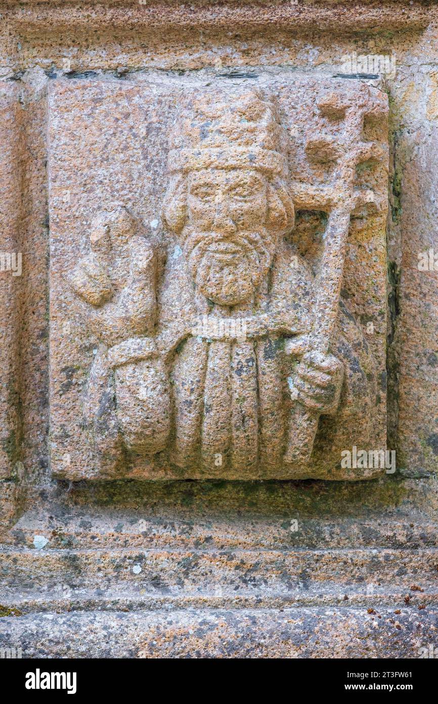 Francia, Finistere, la Roche-Maurice, Parish Close, Saint-Yves Church, bassorilievo della cappella-ossario di Sainte-Anne (1639-1640) Foto Stock