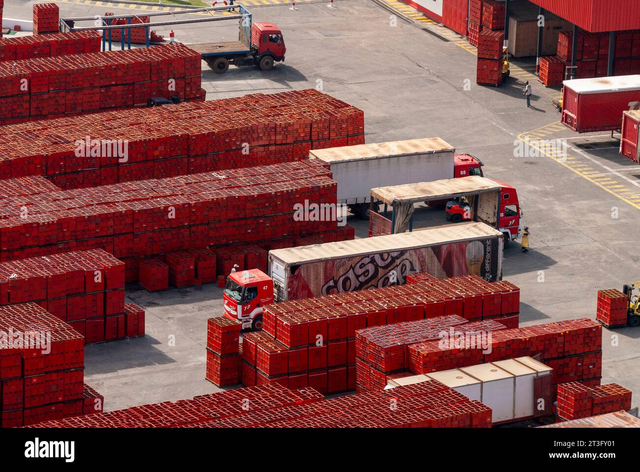 Gabon, Libreville, quartiere dell'estuario, bevande Sobraga (vista aerea) Foto Stock