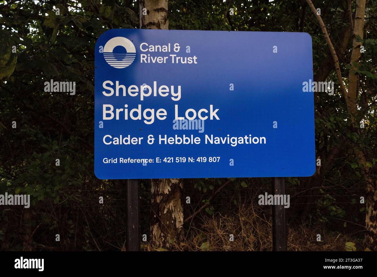 Cartello Shepley Bridge Lock Canal & River Trust sulla Calder & Hebble Navigation a Mirfield, West Yorkshire, Regno Unito Foto Stock