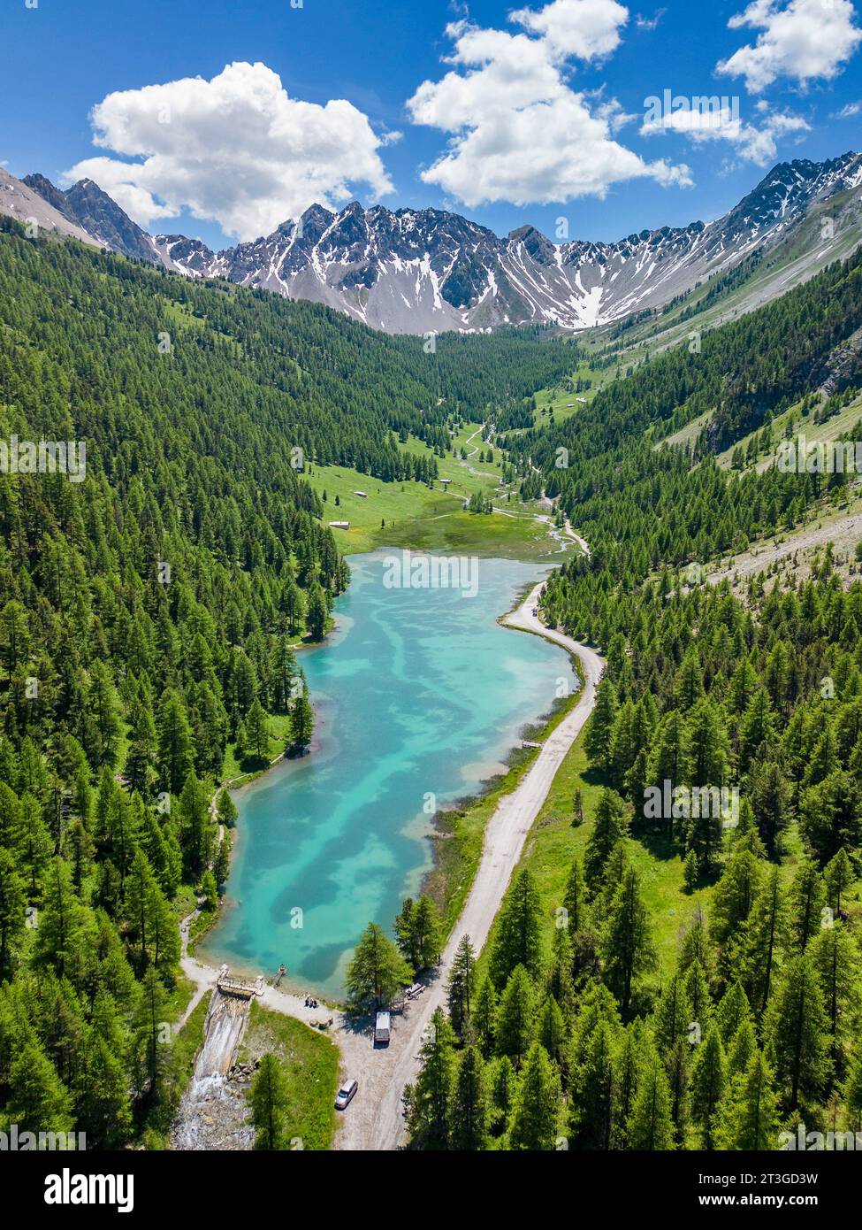 Francia, Hautes-Alpes, Villar-Saint-Pancrace, Lago d'Orceyrette (1927 m), da sinistra a destra PIC de Roche Noire (2707 m), PIC de Maravoise (2704 m), Crête du Grand Clausis (2631 m) e PIC du Haut Mouriare (2808 m) (vista aerea) Foto Stock