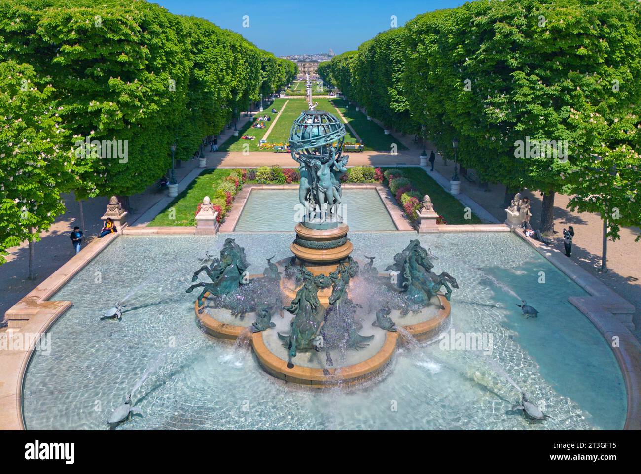 Francia, Parigi, il giardino dei Geat Explorers Marco Polo e Cavelier de la Salle con la fontana delle quattro parti del mondo o fontana dell'Osservatorio Foto Stock